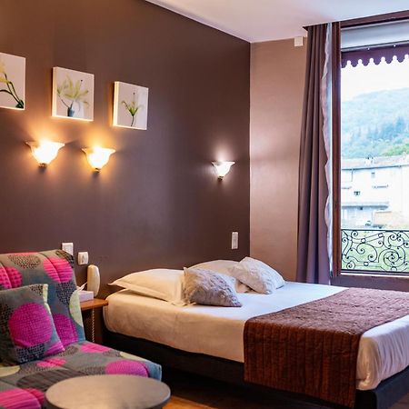 Logis Hotel Restaurant De La Paix Lodève المظهر الخارجي الصورة