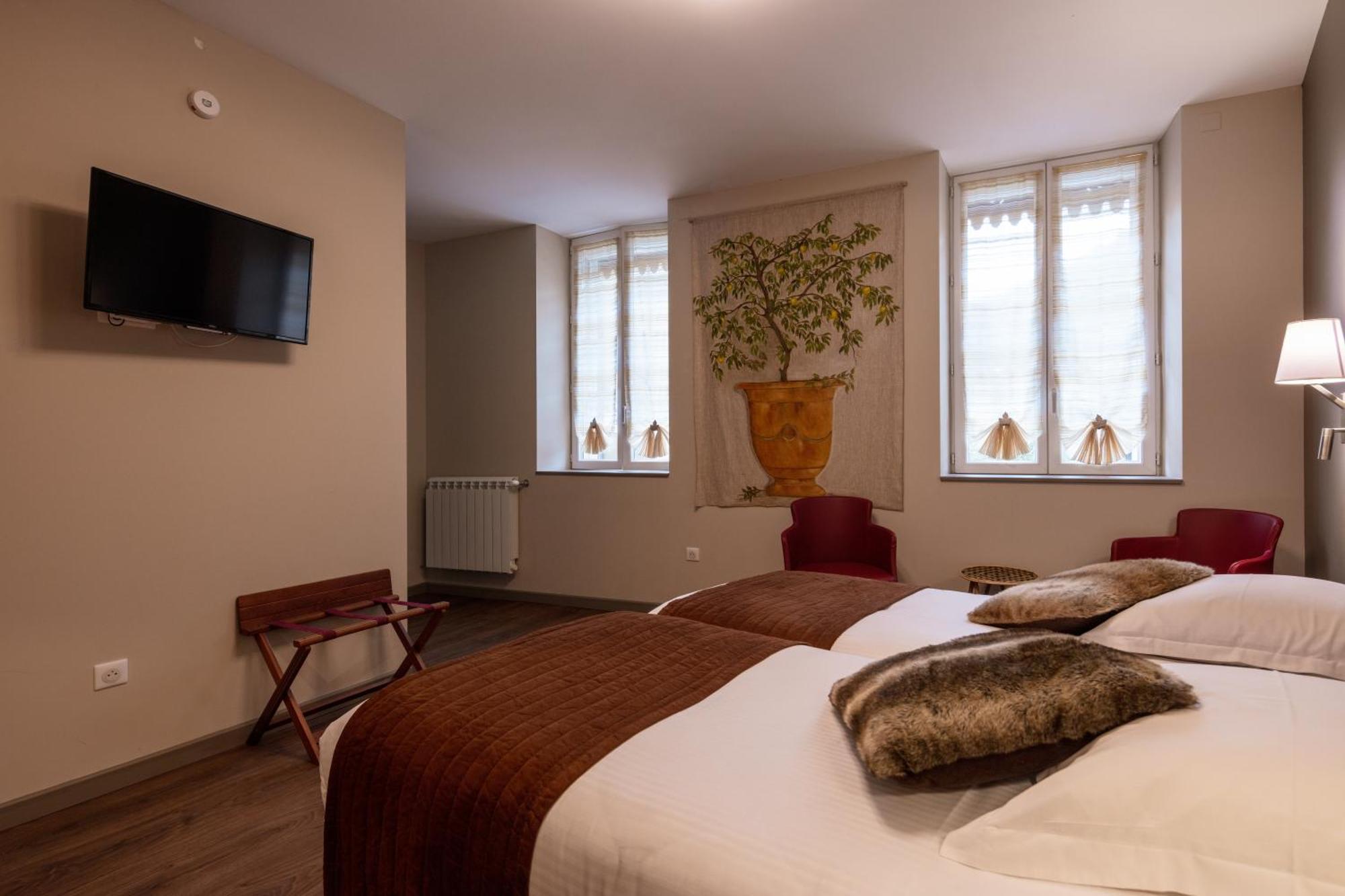 Logis Hotel Restaurant De La Paix Lodève المظهر الخارجي الصورة